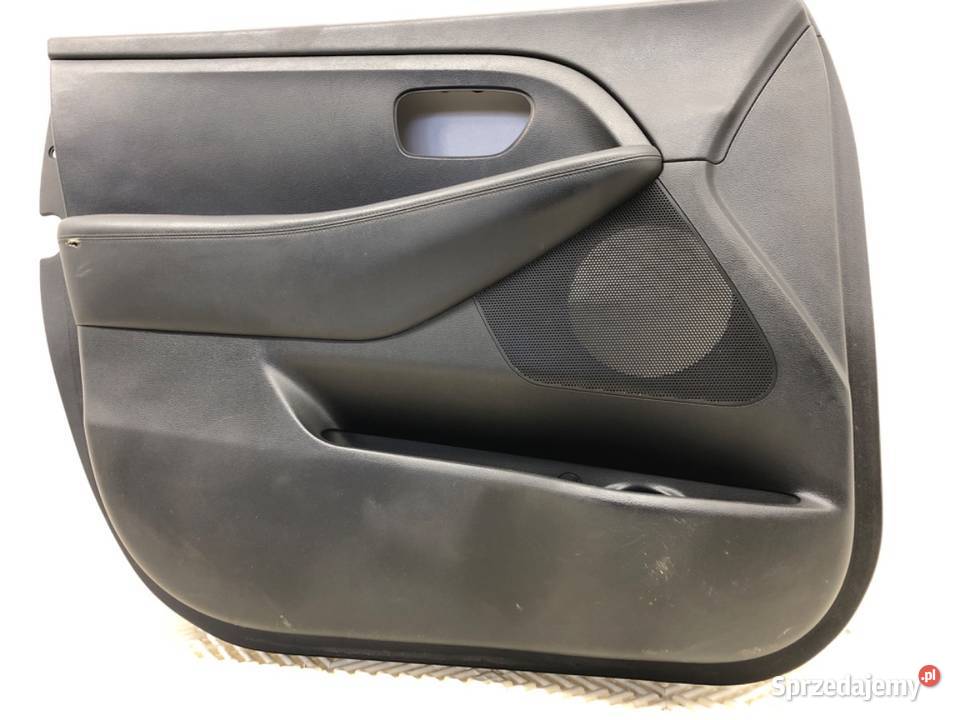 BOCZEK DRZWI LEWY PRZÓD KIA CARENS IV Boczne (drzwi)