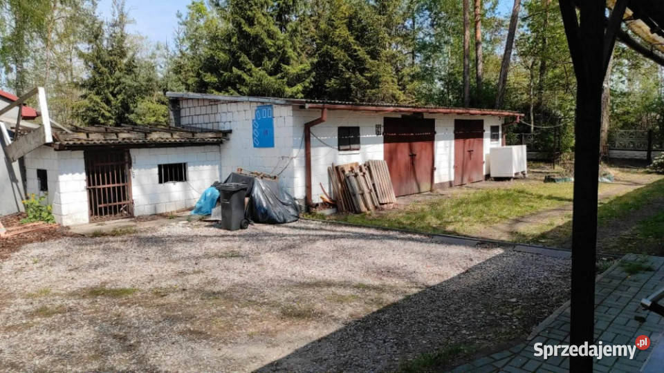 Budynek użytkowomieszkalny garaże PKP Liczba pokoi 7 Międzyborów