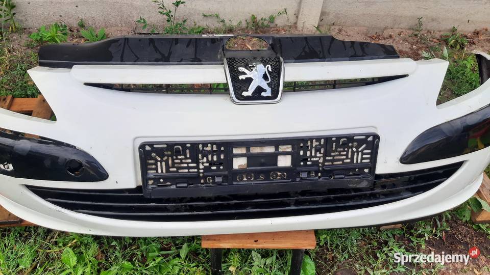 zderzak przedni biały Peugeot 307 Części samochodowe Dębno