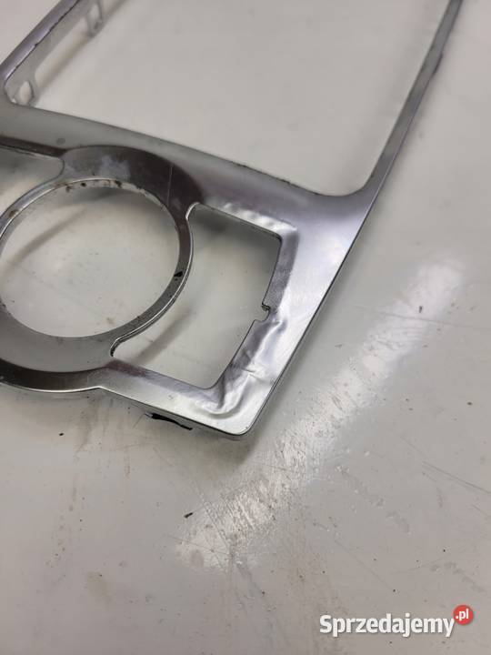 RAMKA ZMIANY BIEGÓW CHROM AUDI Q7 4L 4L0864260A osobowe Przystajń