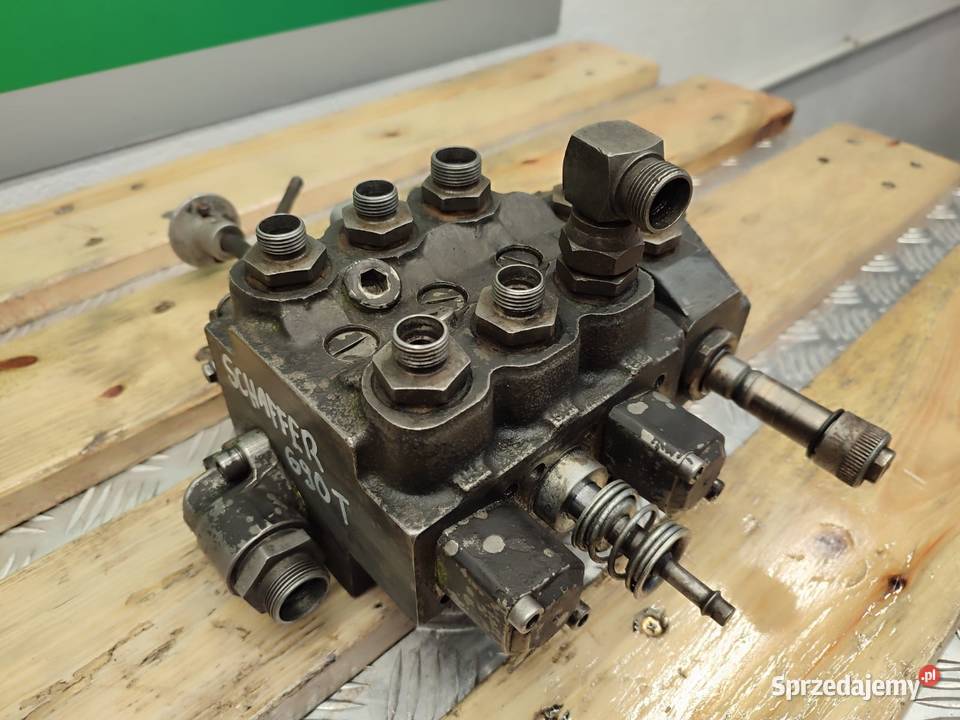 Rozdzielacz hydrauliczny 644300080 Schaffer 690T Wilkowo