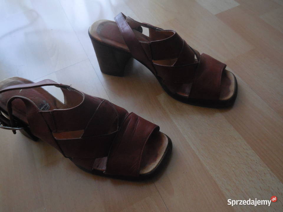 skórzane sandałki