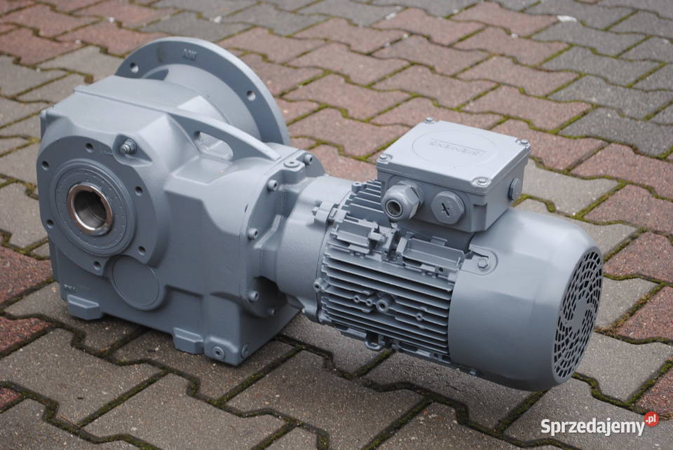Motoreduktor kątowy 22kw 177obrmin SIEMENS Kargowa
