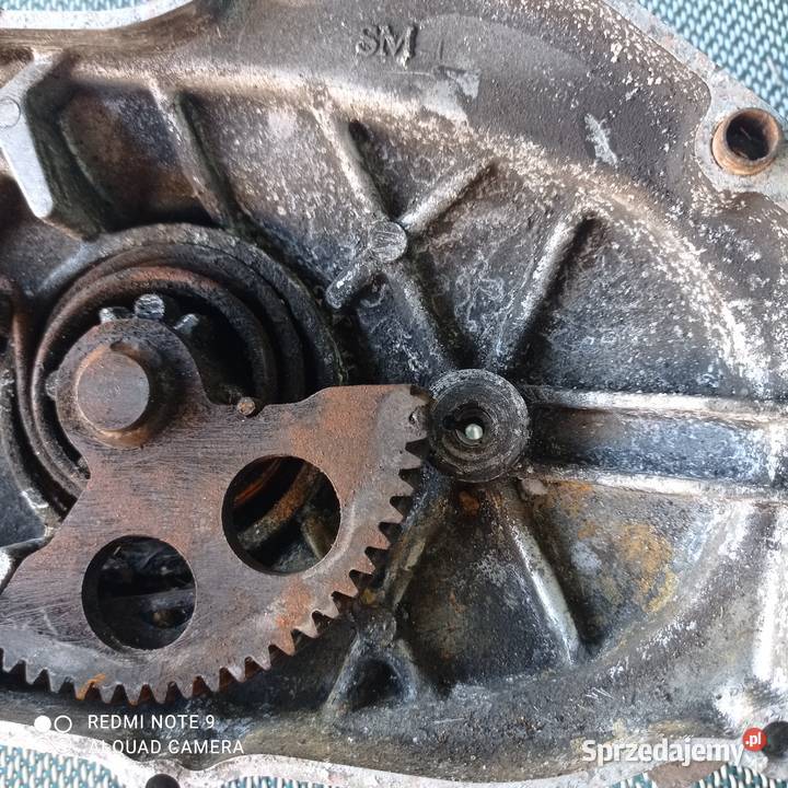 Pokrywa silnika skuter 2T Łubno