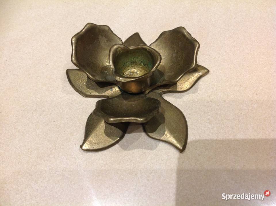 Stary Świecznik Mosiężny Kwiat