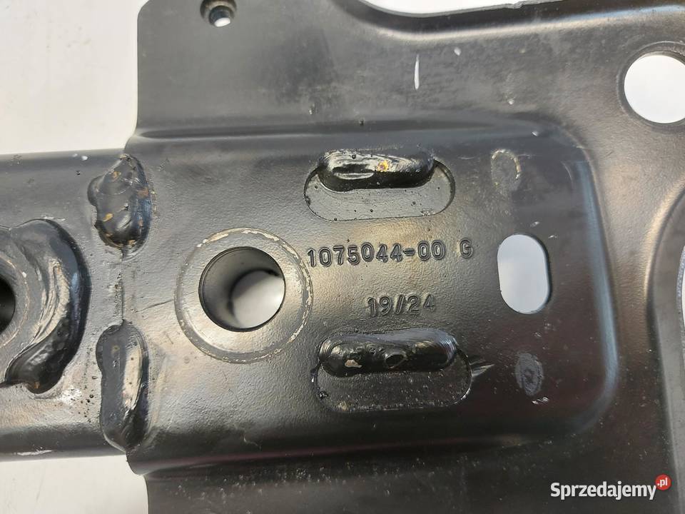 TESLA MODEL Y 2024r WSPORNIK WZMOCNIENIE