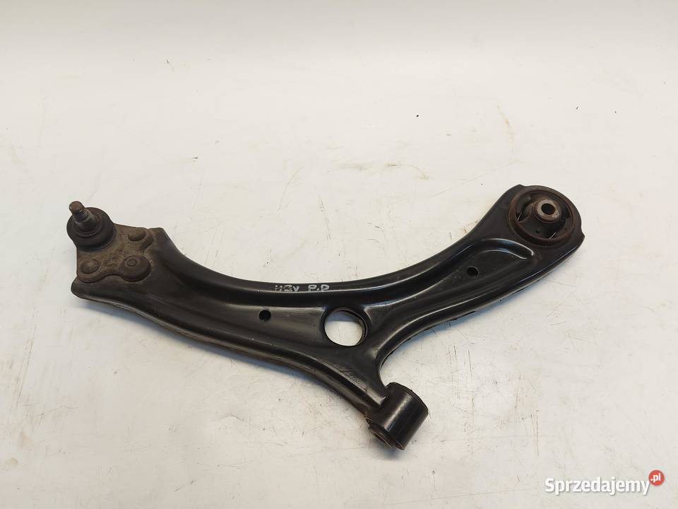 Honda HRV III eHEV 2022r WAHACZ PRAWY PRZÓD