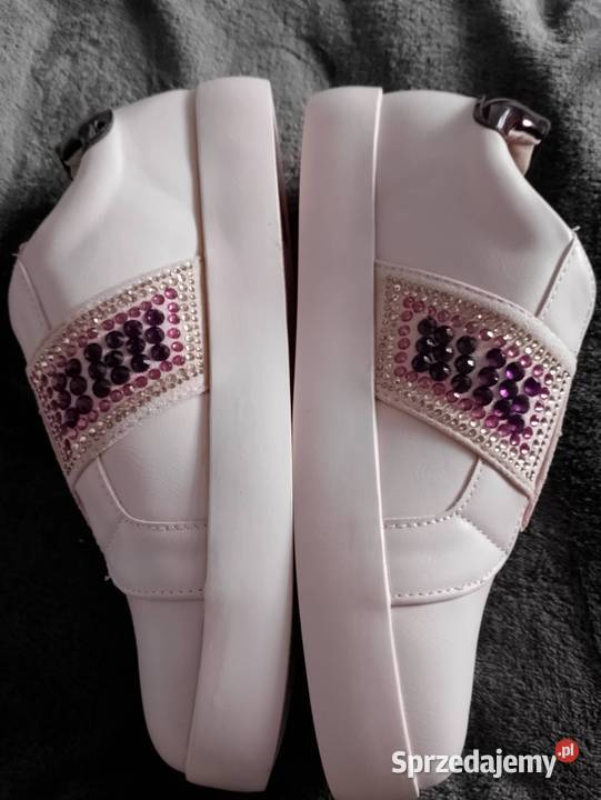 Buty sportowe Balada w rozmiarze 38 Tuchola sprzedam