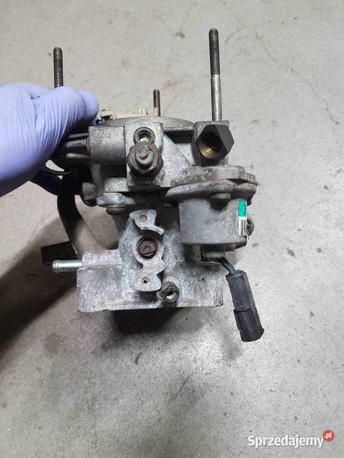 RENAULT 19 14 GAZNIK WTRYSK PALIWA 7700732104 Rok produkcji 1993 Turek