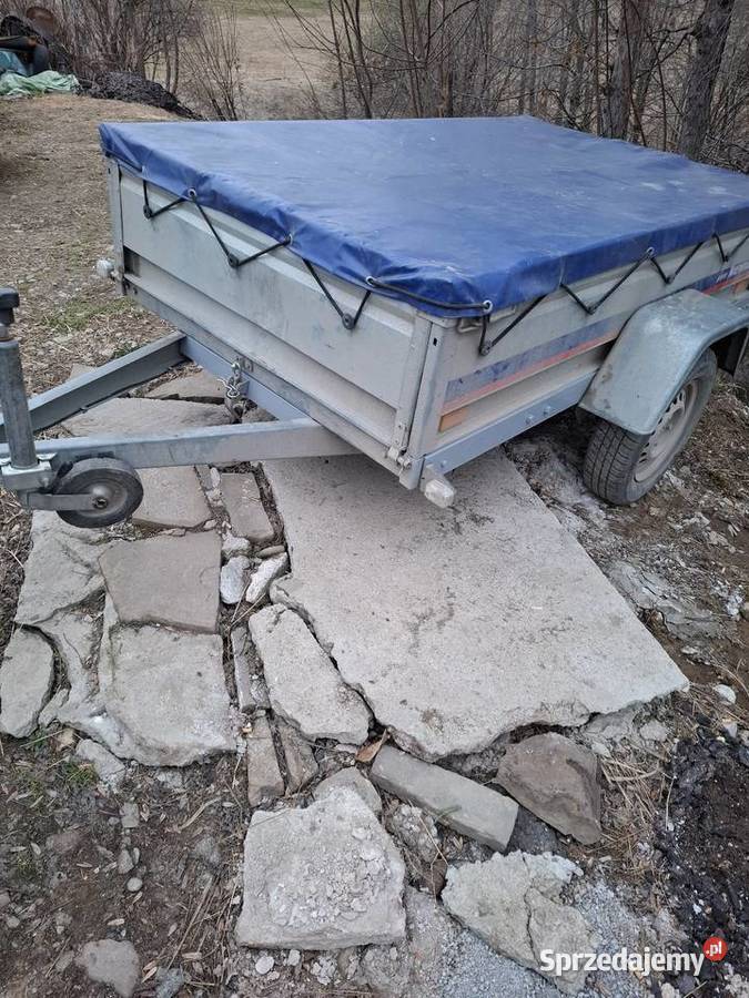 Przyczepka samochodowa