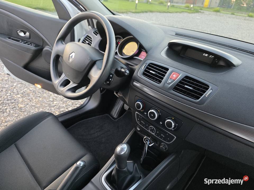 Renault Megane16 16V100STYLE EDITION RATY Rok produkcji 2009 Buk