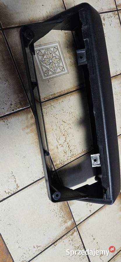 NowaczarnaObudowa licznika Fiat 126p FL Barlinek