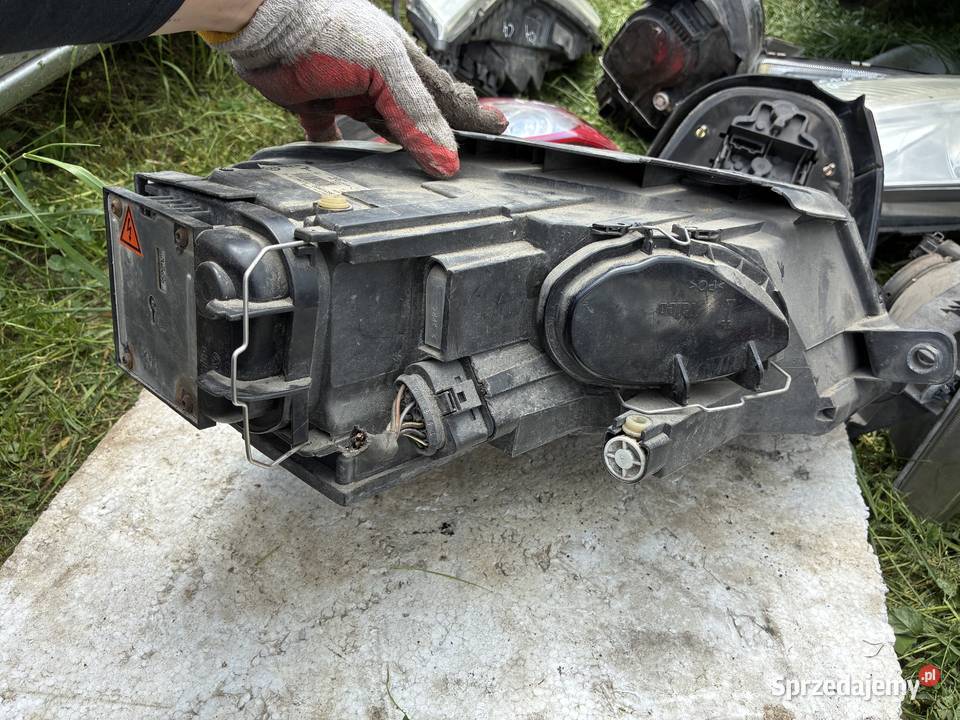 Lampa Lewa Przód Volkswagen Passat B6 Bi Xenon lubelskie Wisznice