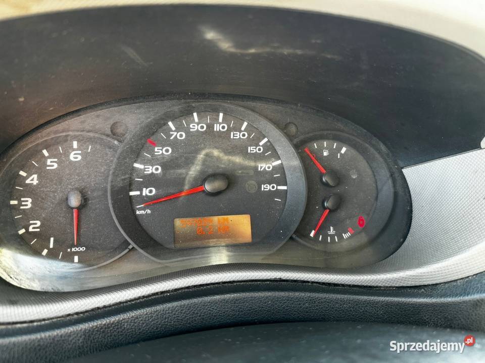 Renault Master 23 d 125 2011r 6 osobowy