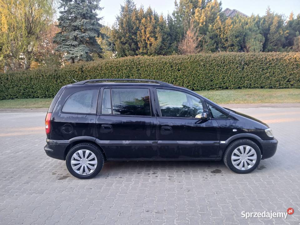 Opel Zafira z Hakiem i długimi opłatami 2002r 20 Płock