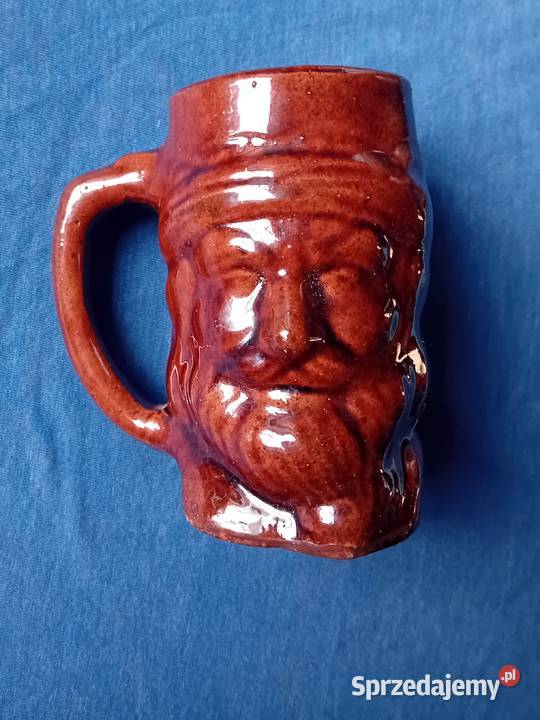 Ceramiczny kufel uformowany w kształcie głowy wielkopolskie Koźminek