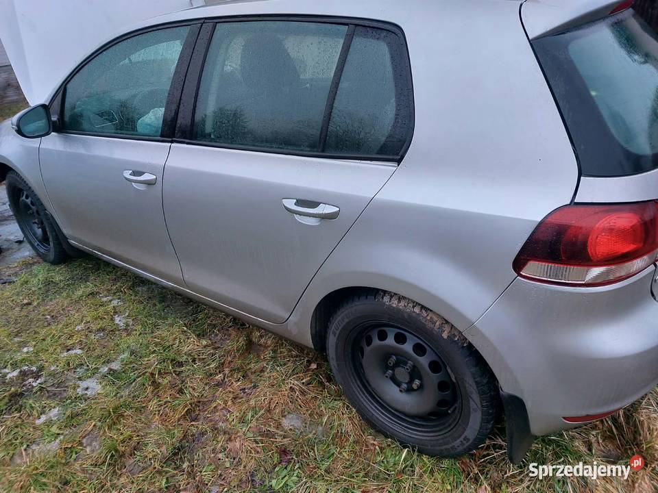 Sprzedam golfa 6 rozbity 300000km śląskie