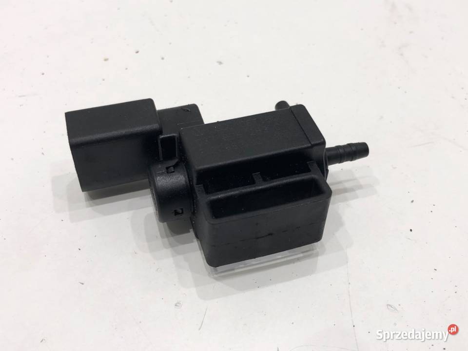 ZAWÓR PODCIŚNIENIA AUDI A4 B8 18 160 REGULATOR osobowe podkarpackie