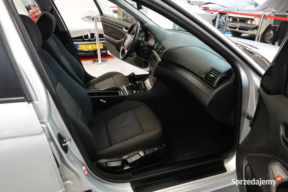 BMW 318i E46 Touring 2001 zdrowy oryginalny serwisowany w ASO Zgierz