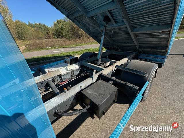 Iveco Daily 70c17 Wywrotka winda klima niebieski