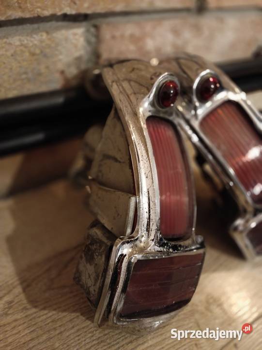 Lampy tylne Buick special 1941 USA Ostrów Wielkopolski