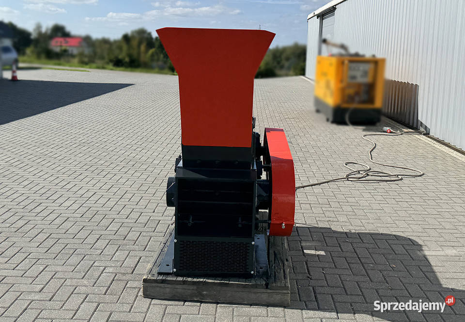 Rębak Rozdrabniacz KLOCKNER 200x400RC pomorskie Sierakowska Huta