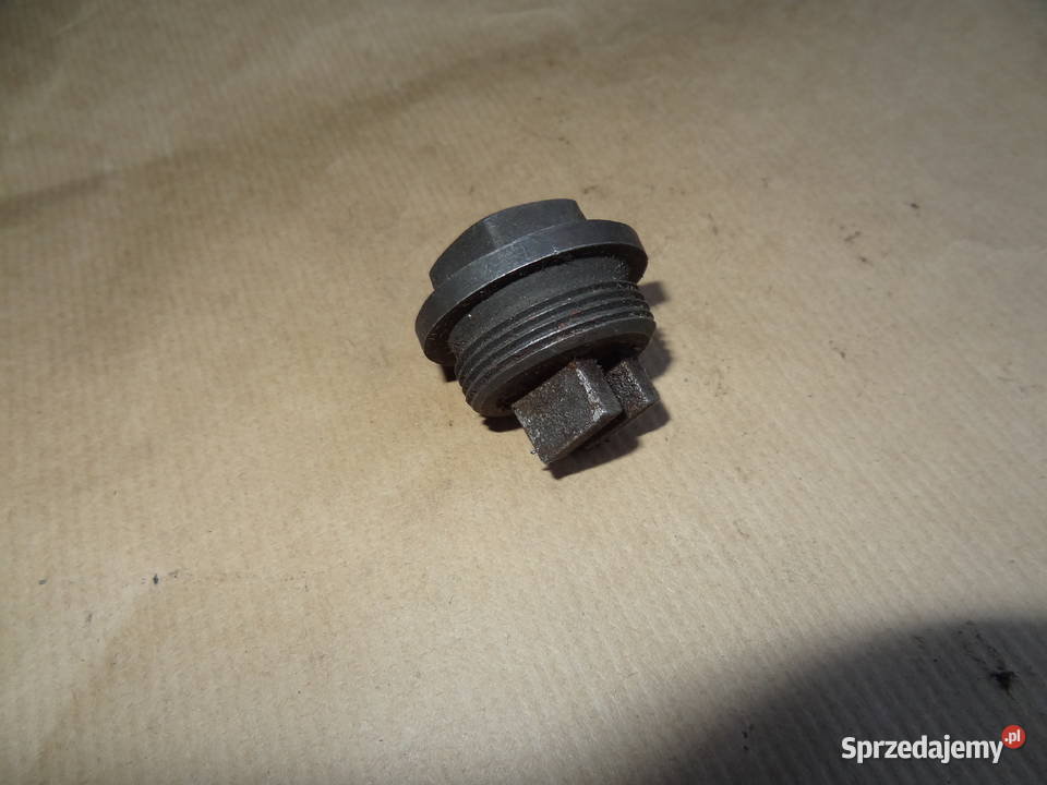 Korek z magnesem Ursus nowy oryginał Motoryzacja Rzeszów