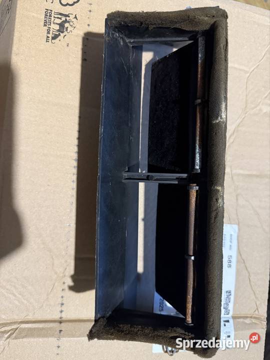 Obudowa nagrzewnicy klimatyzacji BMW e24 628 śląskie Mszana