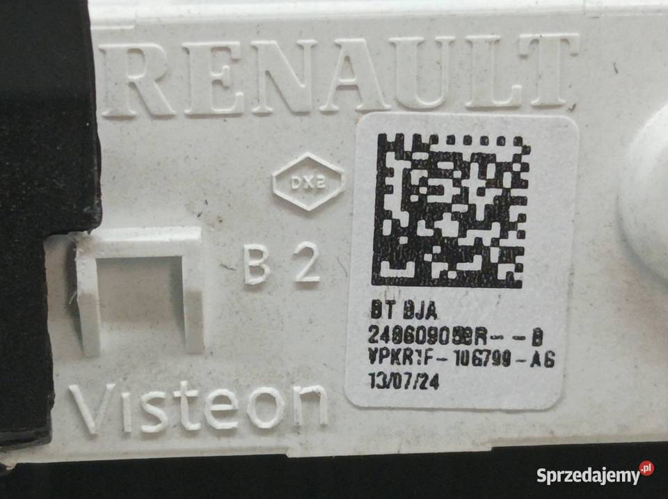 LAMPKA PODSUFITKI Dacia Duster III 2024