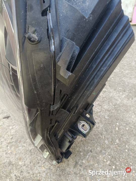 Sprzedam oryginalną lampę lewy przód Mercedes Lampy przednie śląskie Katowice sprzedam