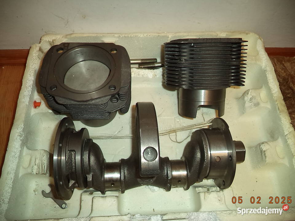 NOWE 2 CYLINDRY z tłokami Maluch 126p FSM manualna Białogard