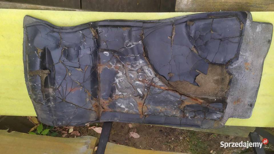 MercedesBenz W123 Wykładzina prawy przód czarna Części samochodowe Łagiewniki