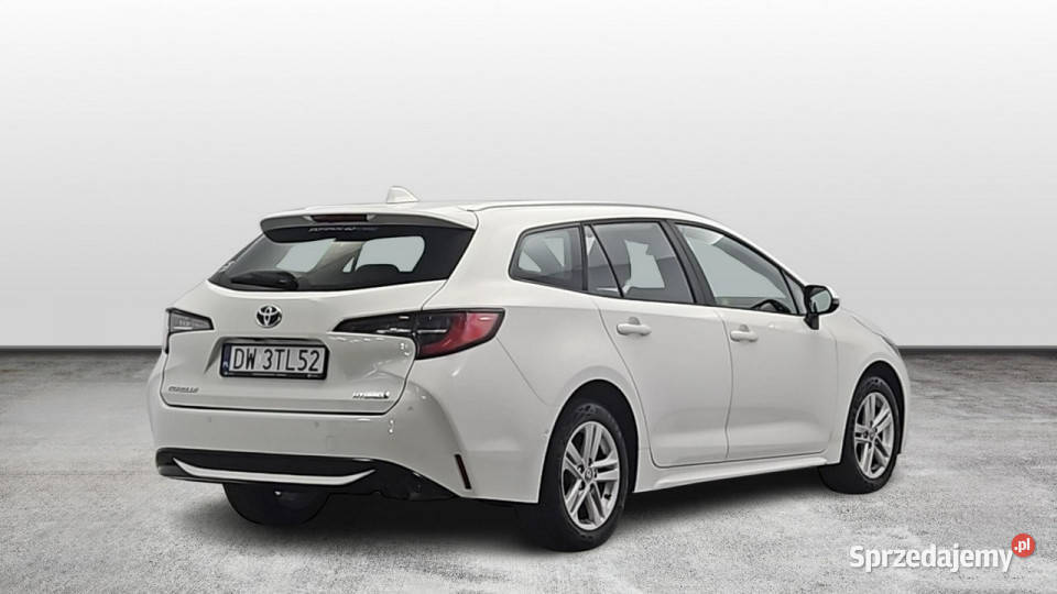 Toyota Corolla 20 Hybrid Trek Z Polskiego Salonu Rok produkcji 2022 sprzedam