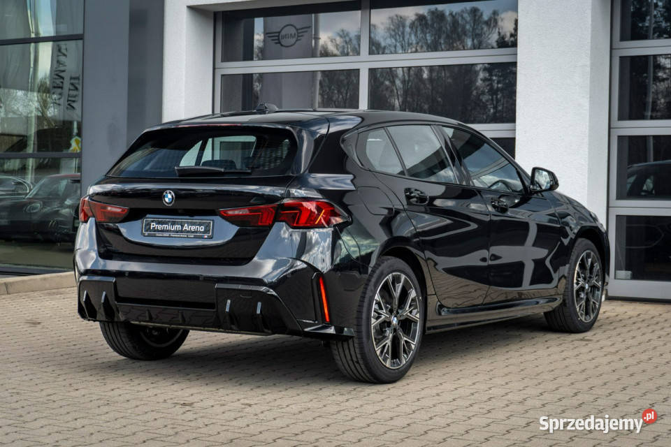 BMW 120 BMW 120 Dostępny ręki F70 2024 gniazdo SD Łódź