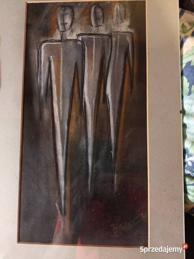 Trzy białe postacie w mroku Bielsko-Biała