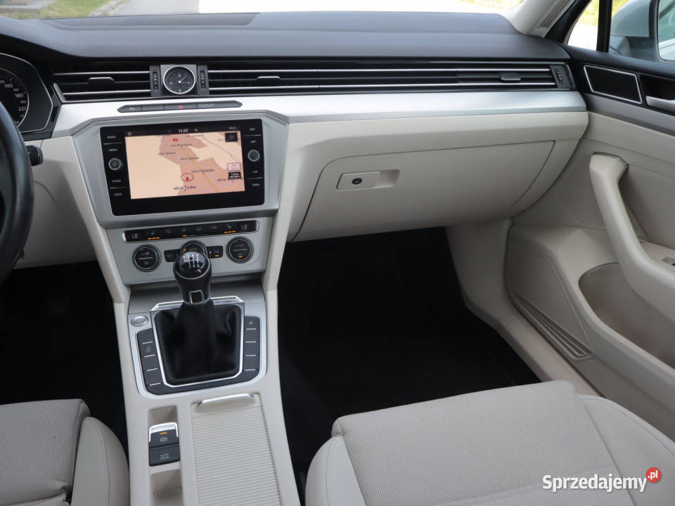 VW Passat 18 TSI Rok produkcji 2018 Katowice sprzedam