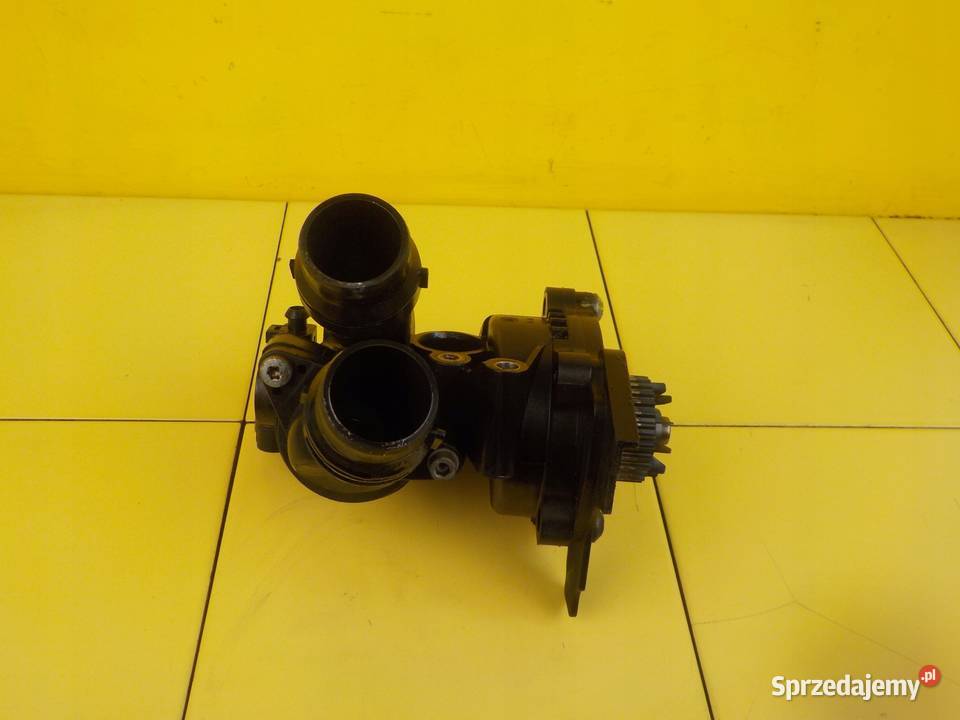 OCTAVIA LEON A3 20 TFSI 13r 200 CCZ pompa wody Suków