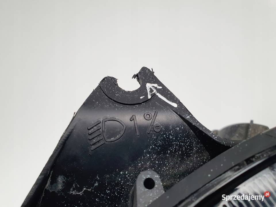 LAMPA PRZEDNIA Ford Fiesta Mk5 Mk6 0205r LEWA osobowe Lampy przednie sprzedam