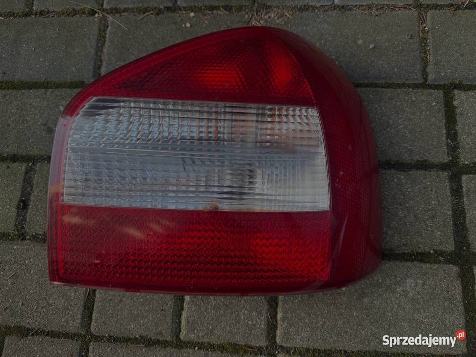 Lampa prawa tył Audi A3 8L Ostrów Wielkopolski