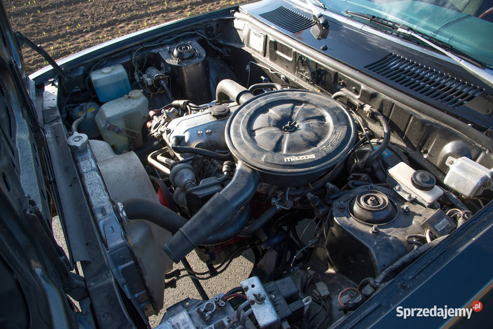 Mazda 929 Mazda 929 kombi zabytek automat automatyczna Toruń sprzedam