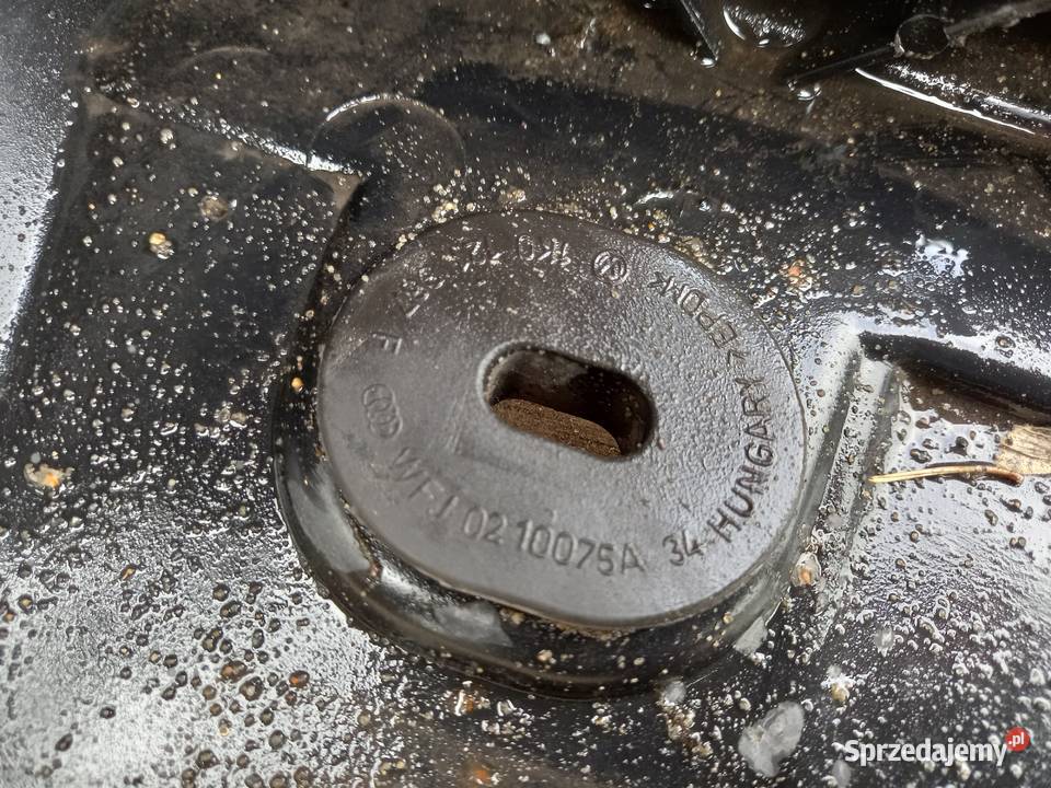 AUDI A3 SPORTBACK I 8PA 09r pas przedni Kielce