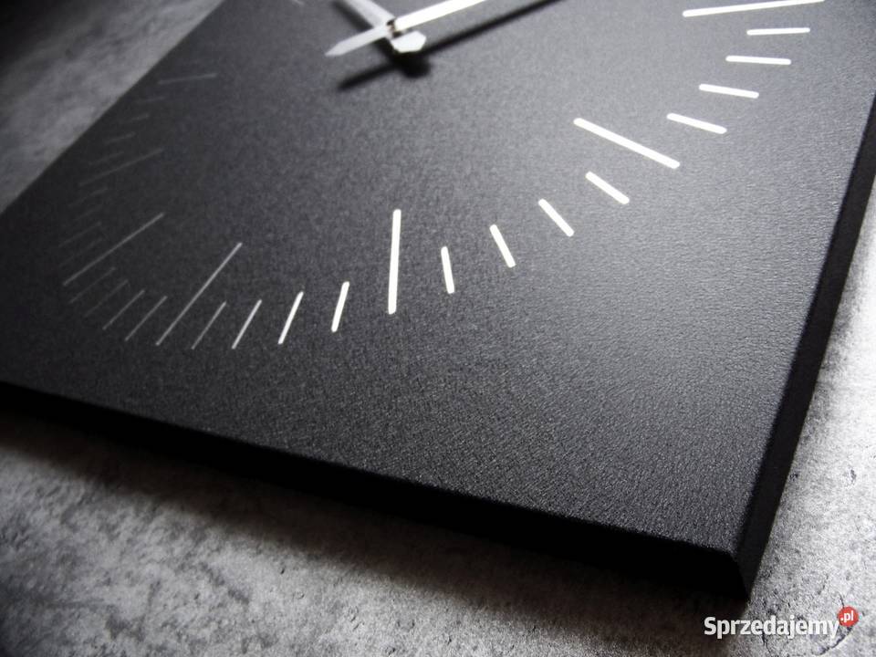 Oryginalny zegar ręcznie grawerowany na blasze Sandomierz