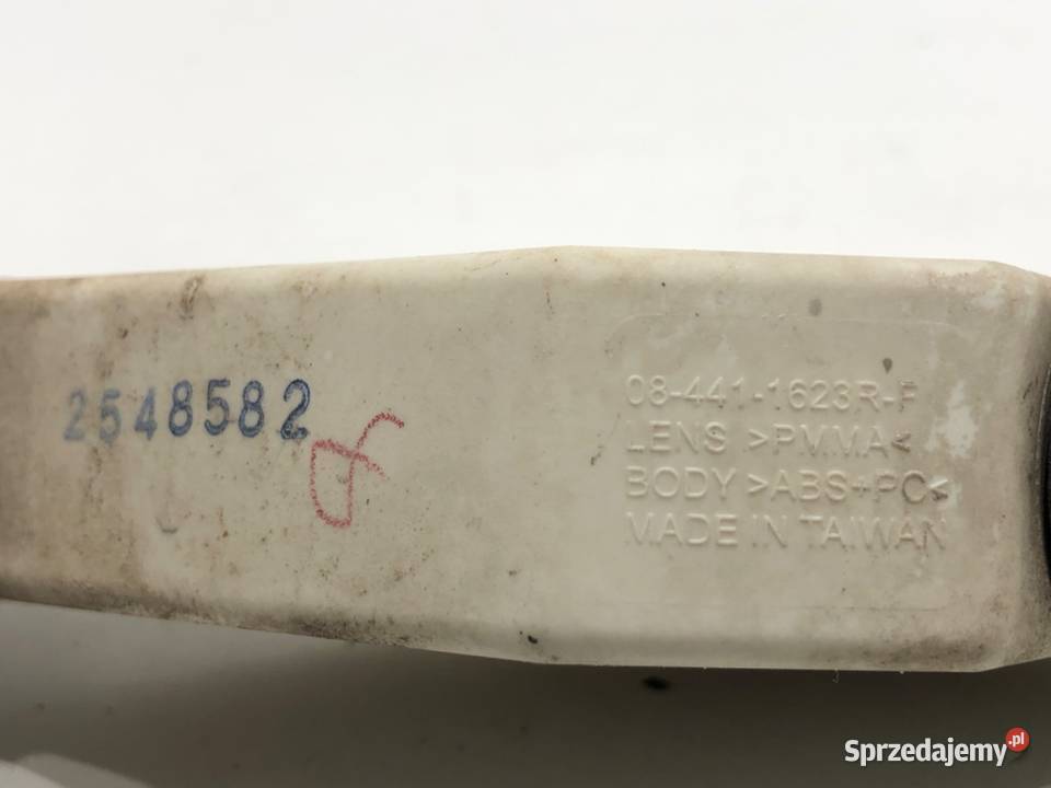 KIERUNKOWSKAZ PRAWY PRZÓD VW PASSAT B6 0511 sprzedam