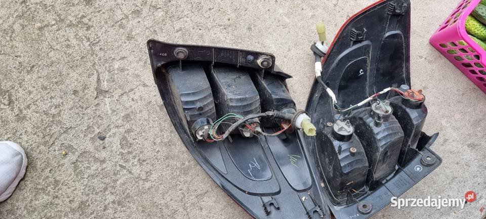Suuki sx4 lampy tyl Oświetlenie Pionki