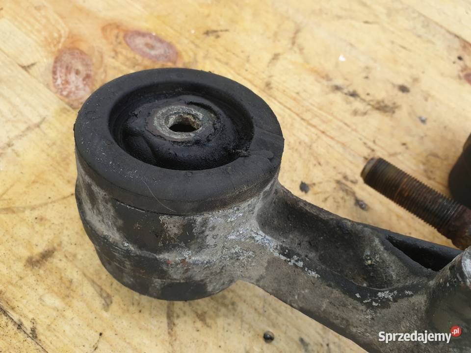 Mercedes W126 SEC PRZEDNI WAHACZ lewy przód Rudka