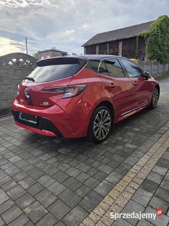 TOYOTA CAROLLA 18 HYBRYDA Poręba