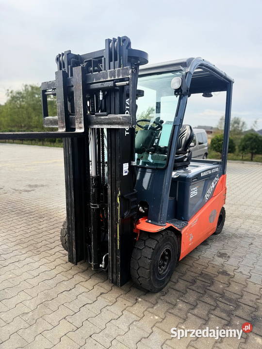 wózek widłowy elektryczny TOYOTA 8FBMT25 Triplex Działoszyn