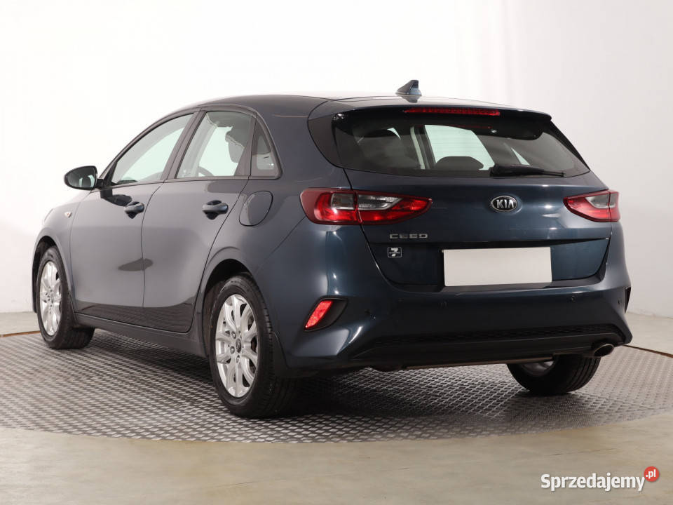 Kia Ceed 10 TGDI poduszka powietrzna śląskie Katowice