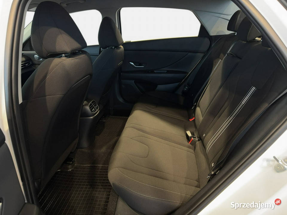 Hyundai Elantra VAT 23 16MPI 122 automat 2023 r wielofunkcyjna kierownica małopolskie