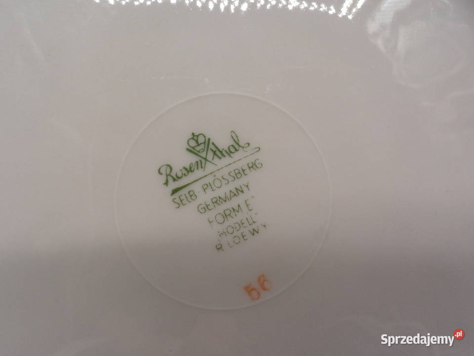 Porcelanowy talerz deserowy z motywem owoców i Porcelana i szkło wielkopolskie